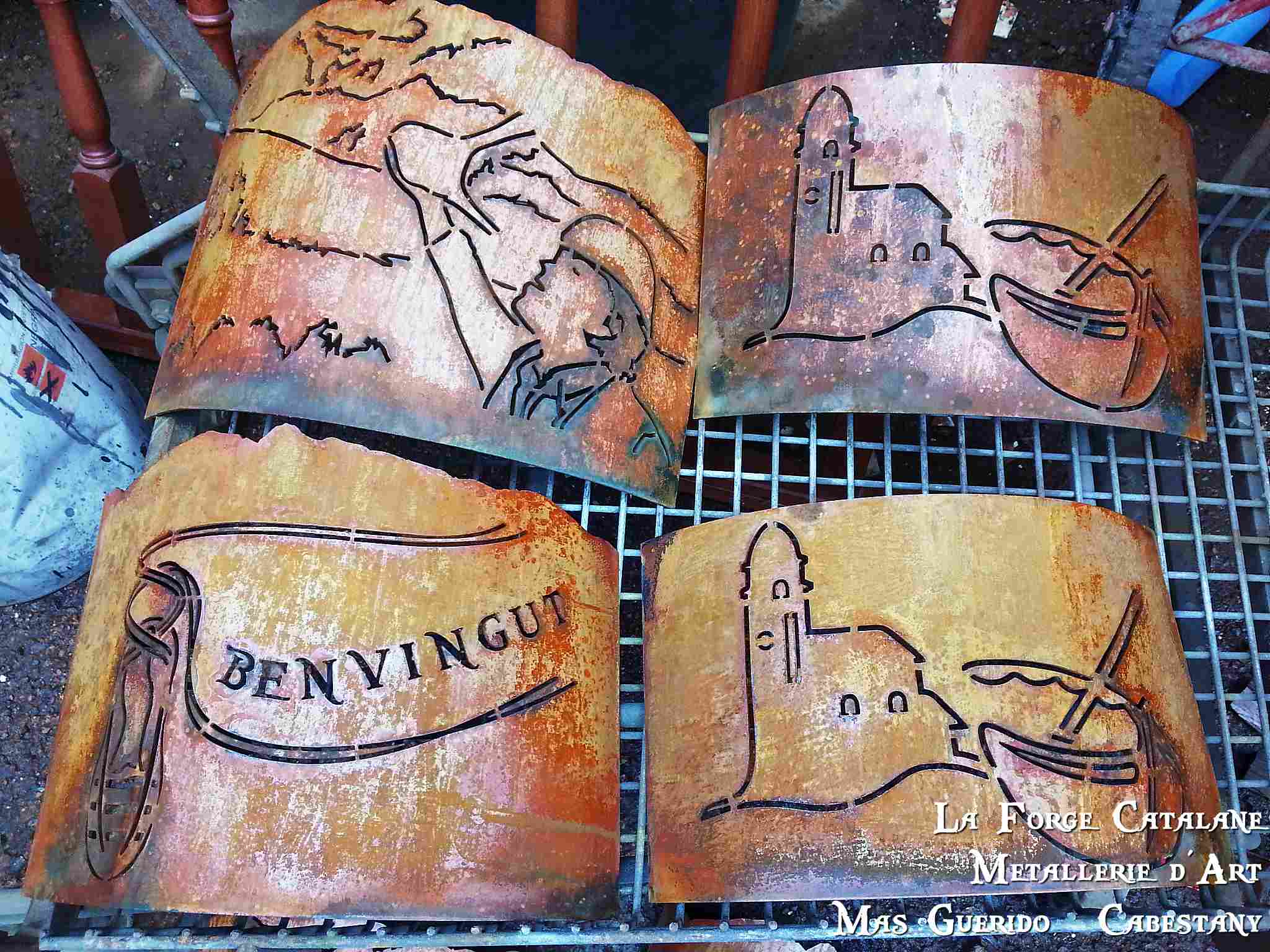 decoupe laser mobilier applique murale fer Forge Catalane Cabestany.jpg